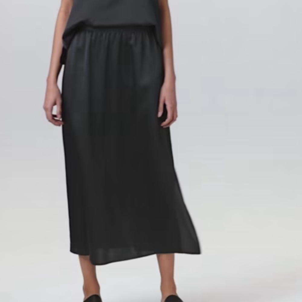 Eileen Fisher black silk skirt size L